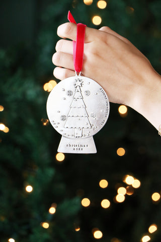 snow globe ornament